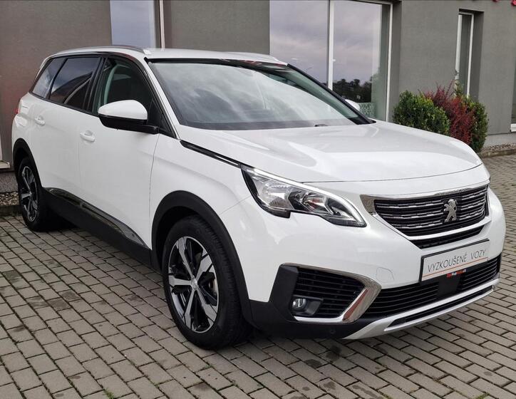 Peugeot 5008 3