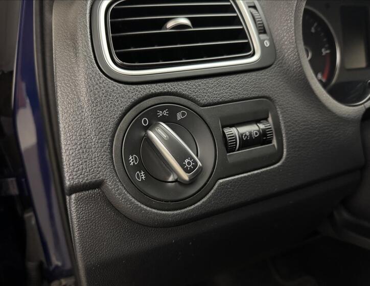 Volkswagen Polo 8