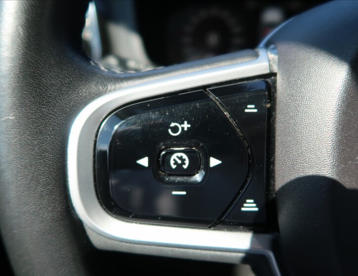 Volvo XC60 18