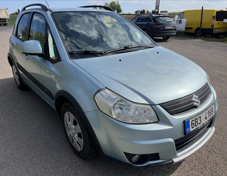 Suzuki SX4 3