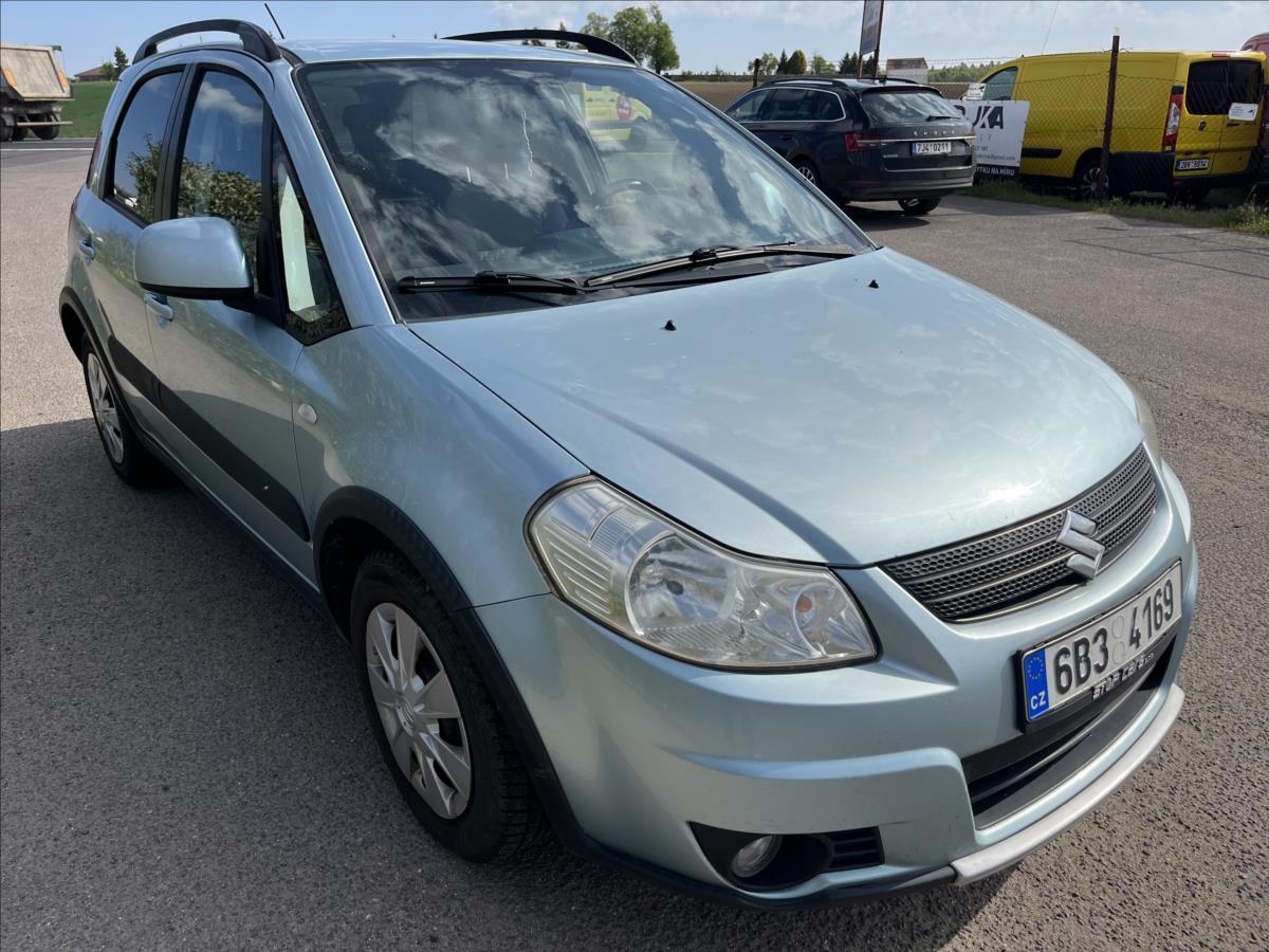 Suzuki SX4