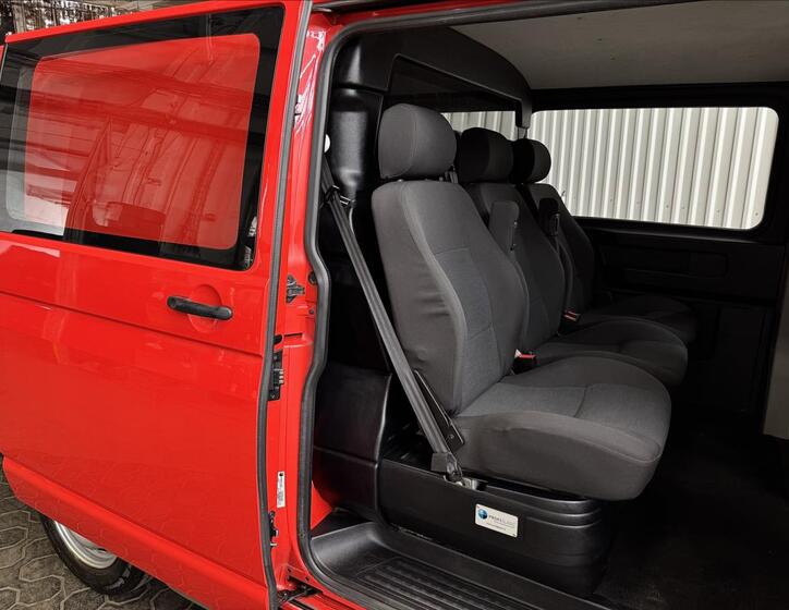 Volkswagen Transporter 32