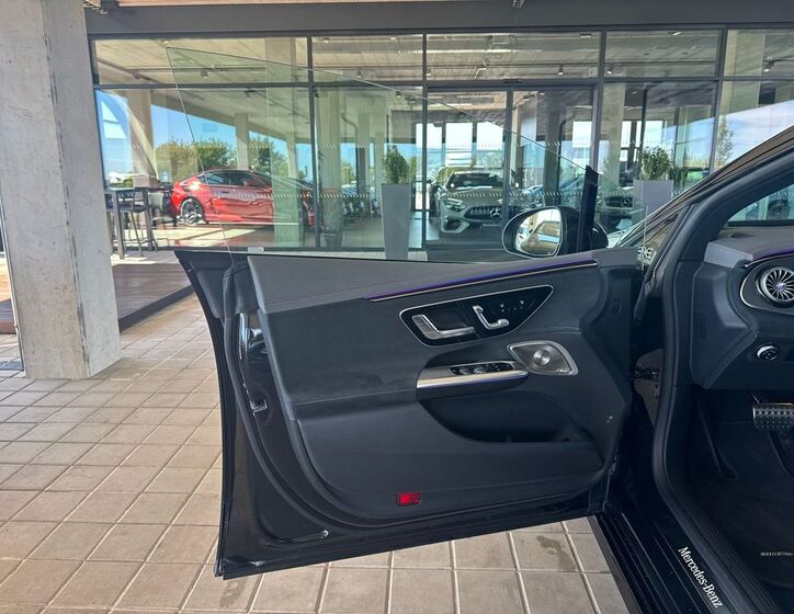 Mercedes-Benz EQE 9