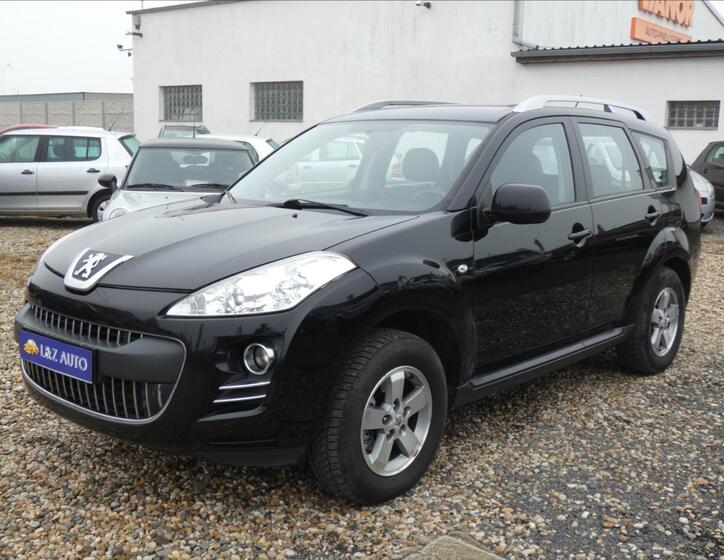 Peugeot 4007 1