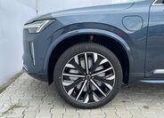 Volvo XC90 17