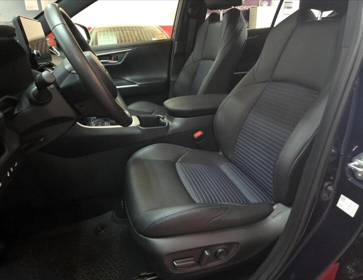 Toyota RAV4 9