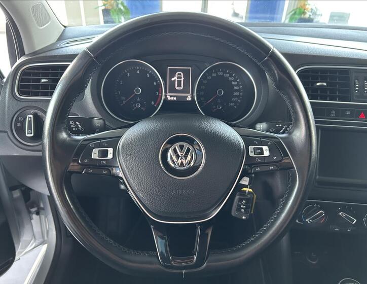 Volkswagen Polo 12