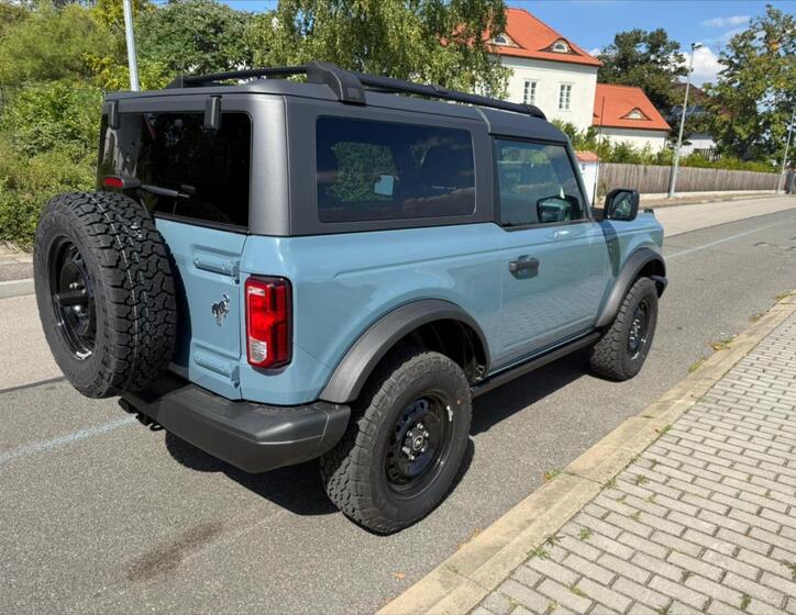 Ford Bronco 7