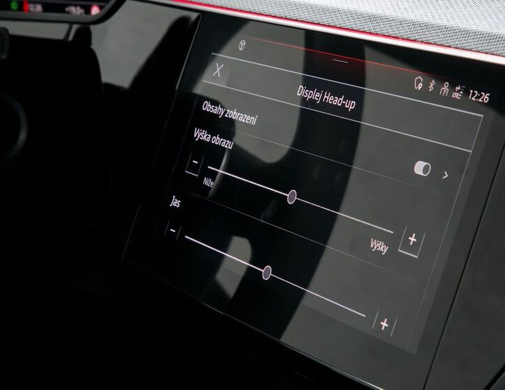Audi e-tron 43