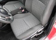 Toyota Yaris 16