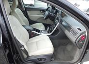Volvo XC70 13