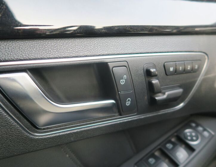 Mercedes-Benz Třídy E 21