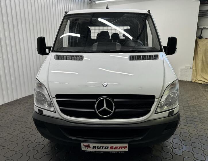 Mercedes-Benz Sprinter 13