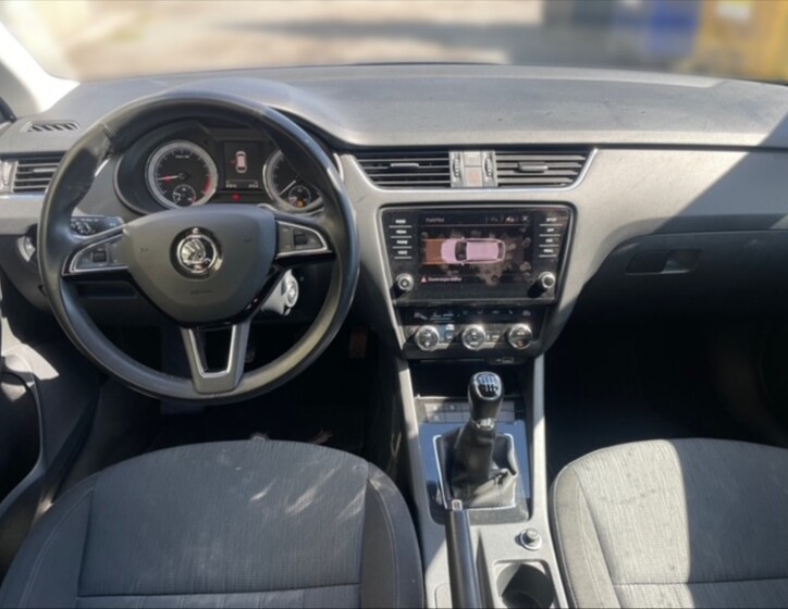 Škoda Octavia 9