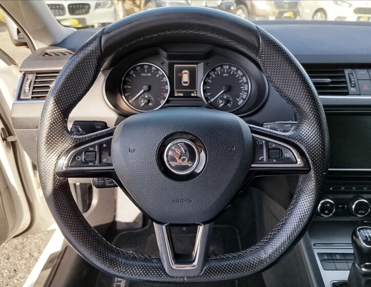 Škoda Octavia 18