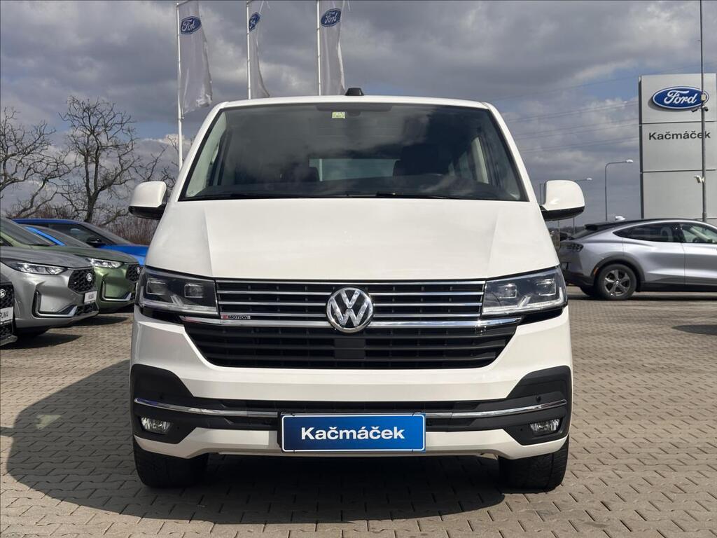 Volkswagen Multivan 11