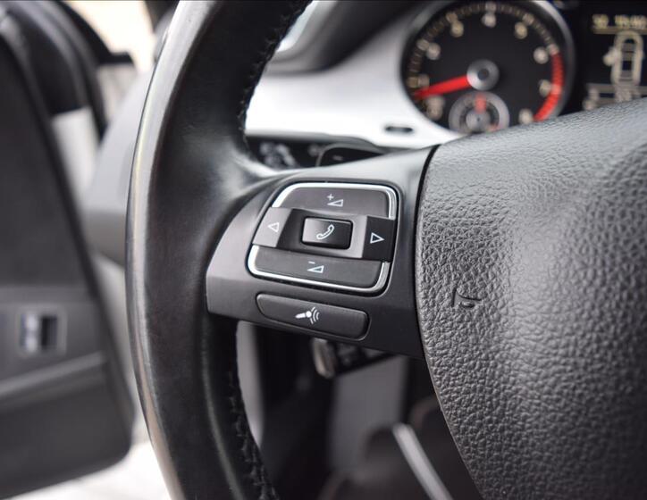Volkswagen Passat 33