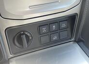 Toyota Land Cruiser 26