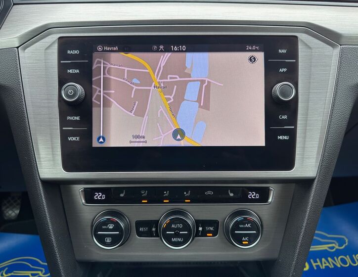 Volkswagen Passat 11