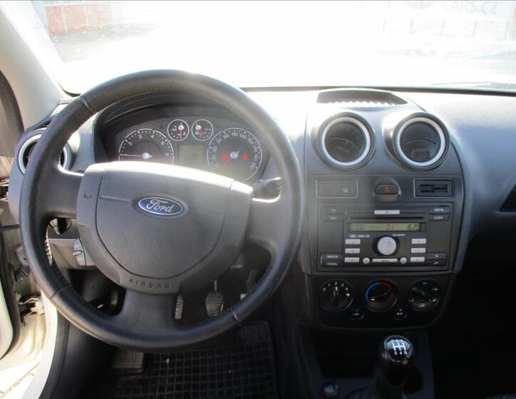 Ford Fiesta 11