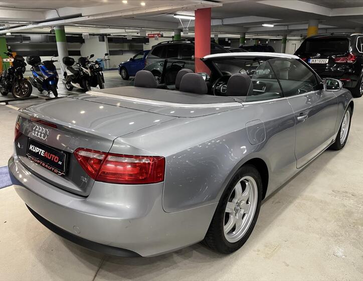 Audi A5 11