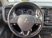 Mitsubishi Outlander 16