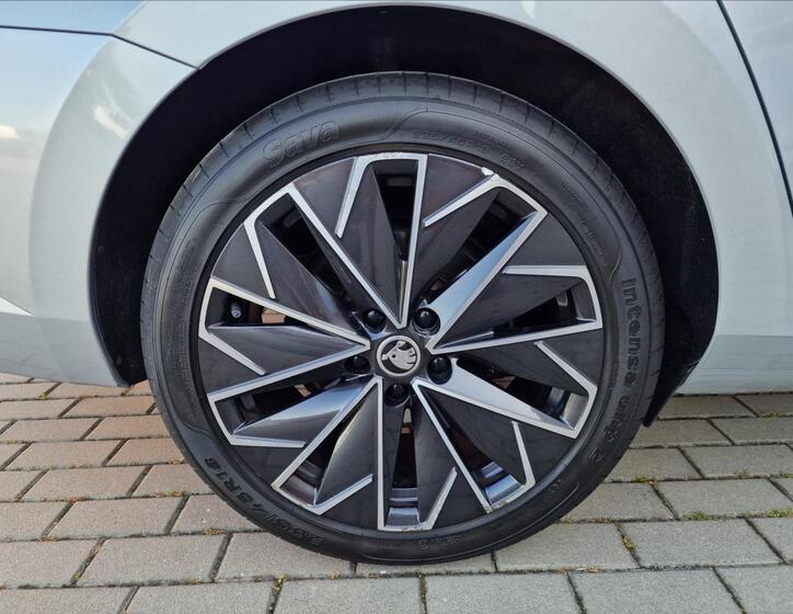 Škoda Superb 45