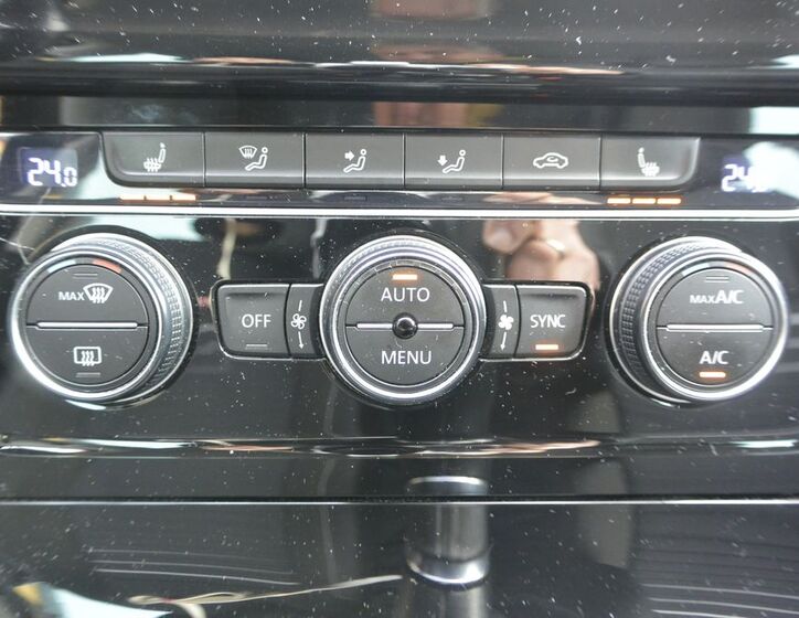 Volkswagen Golf 18