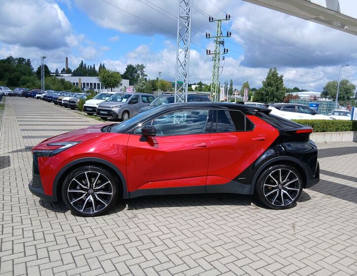 Toyota C-HR 4