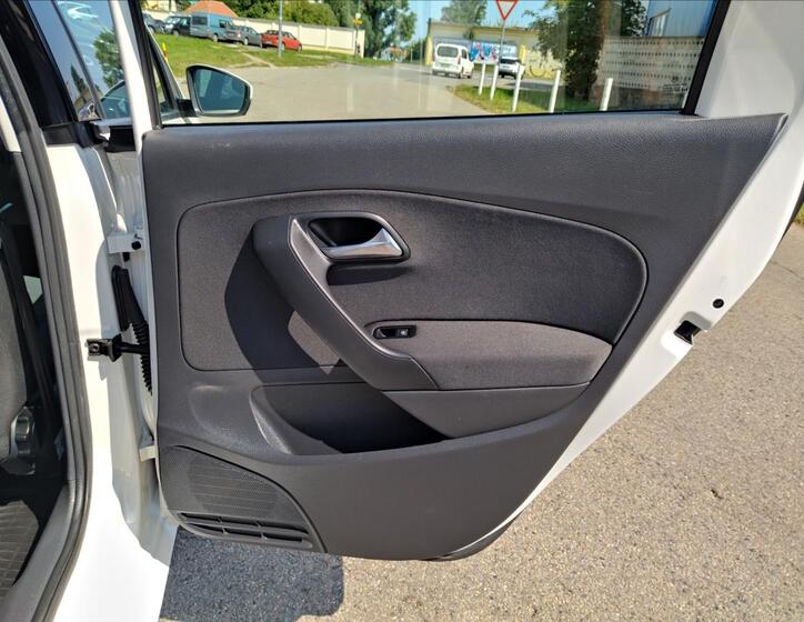 Volkswagen Polo 21