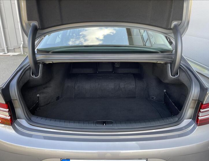 Hyundai Genesis 20