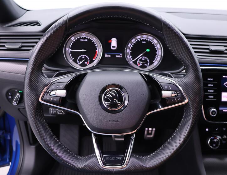 Škoda Superb 21