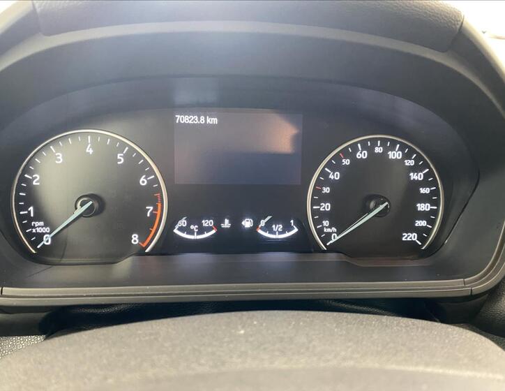 Ford EcoSport 11