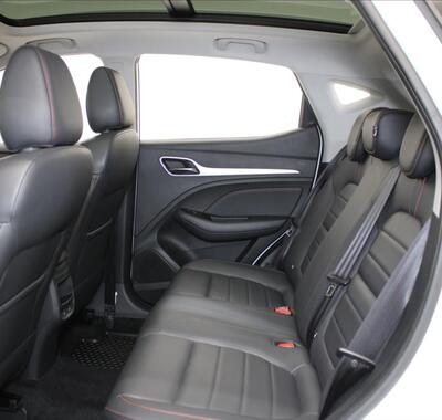 MG ZS 7