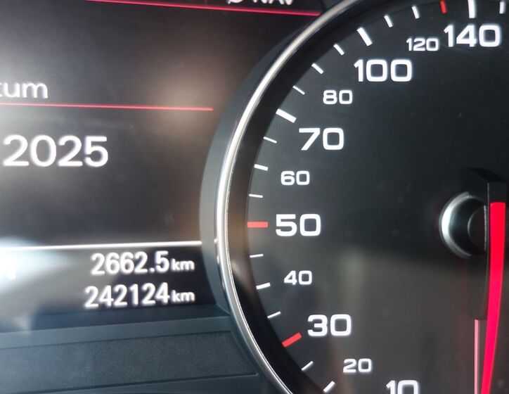 Audi A6 32