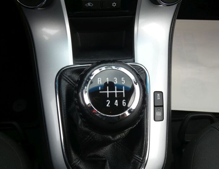 Chevrolet Cruze 37