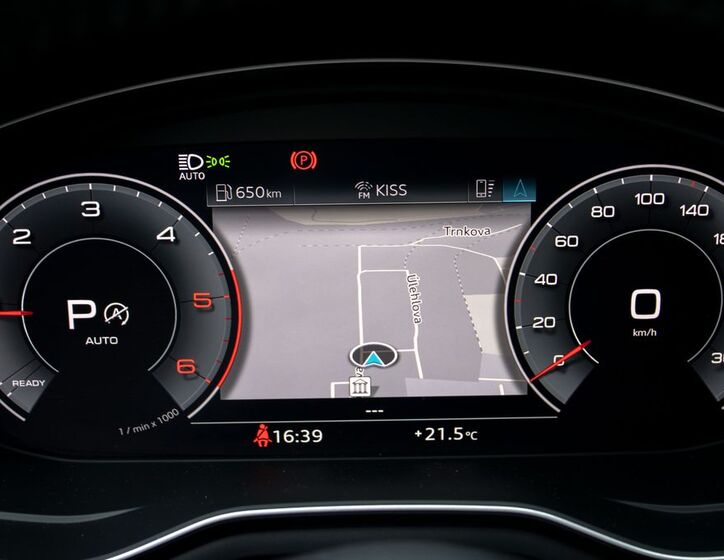 Audi A4 13