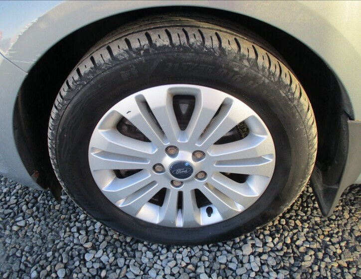 Ford Mondeo 27