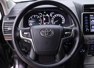 Toyota Land Cruiser 19