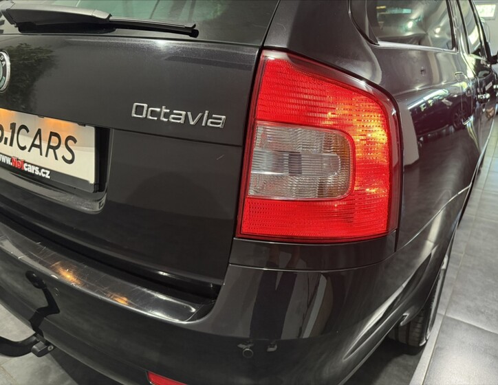 Škoda Octavia 25