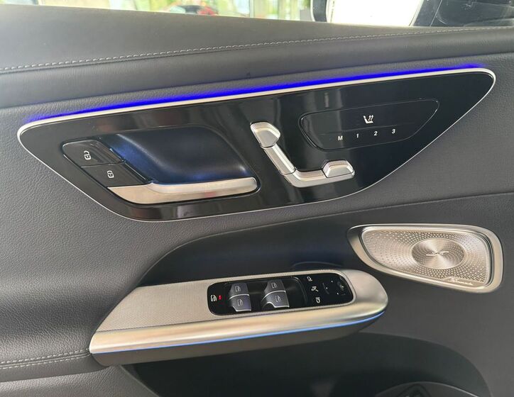 Mercedes-Benz GLC 10