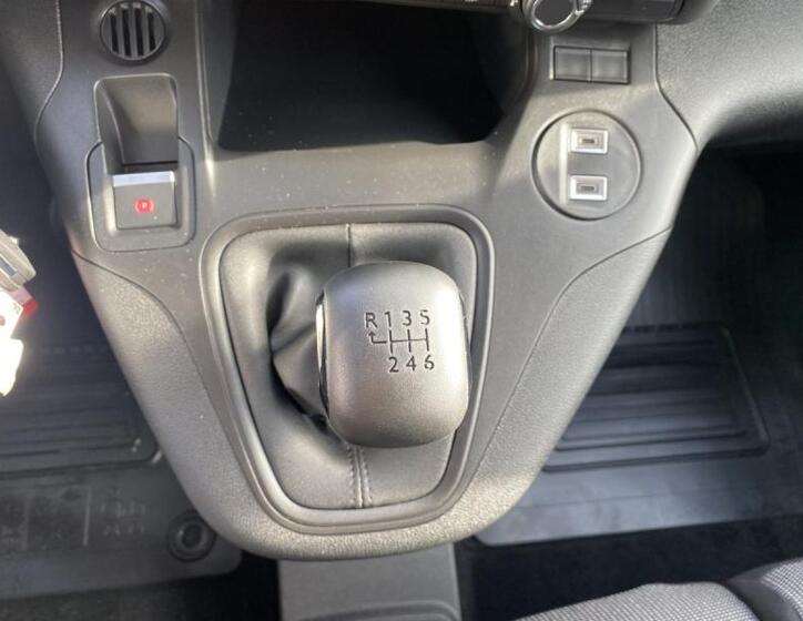 Toyota ProAce City 23