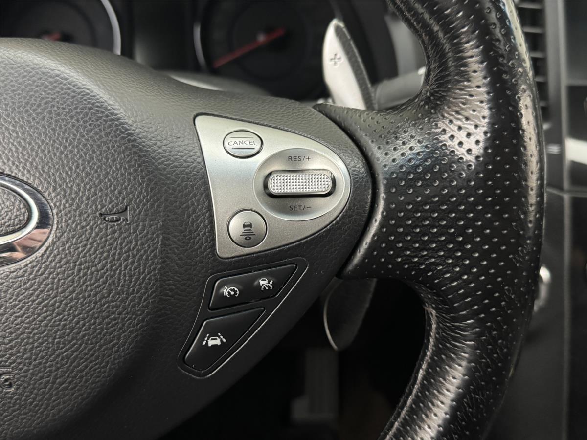 Infiniti FX30