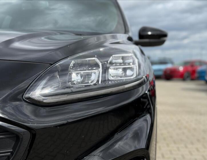 Ford Kuga 9