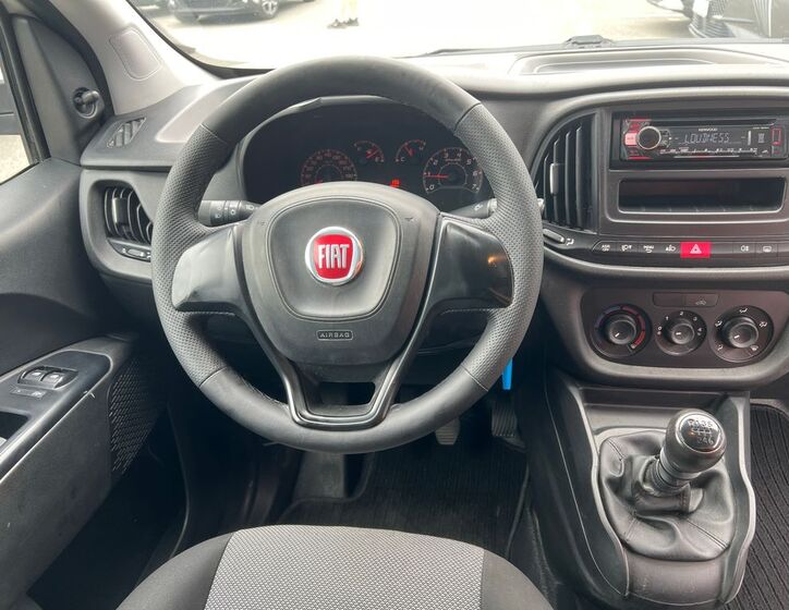 Fiat Dobló 9