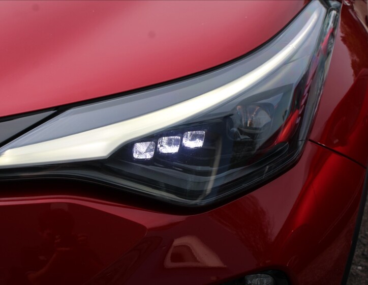 Toyota C-HR 33