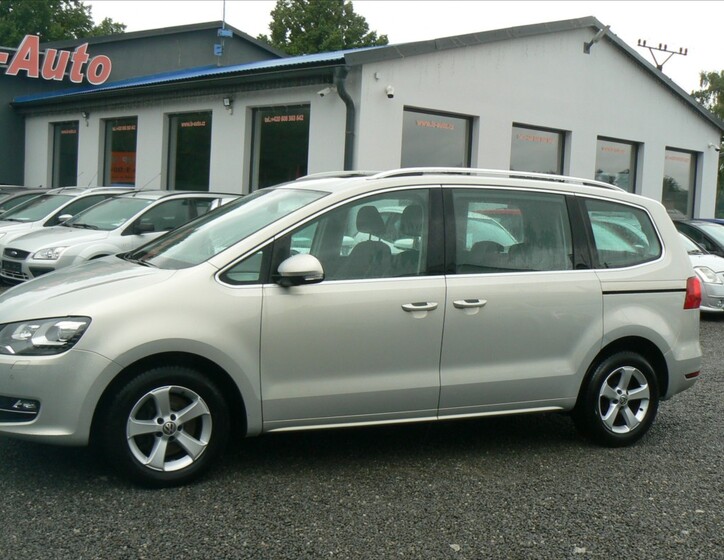 Volkswagen Sharan 1