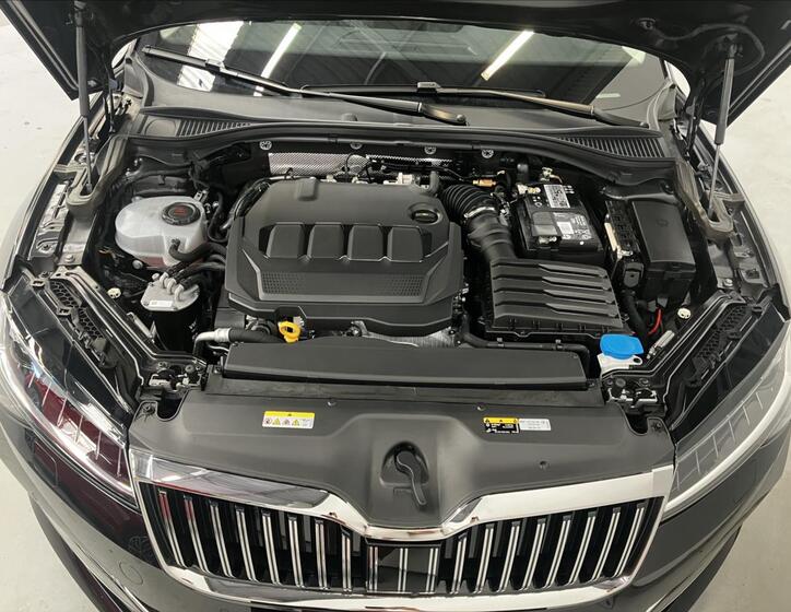 Škoda Superb 30