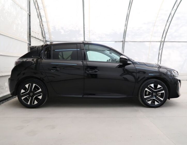Peugeot 208 5