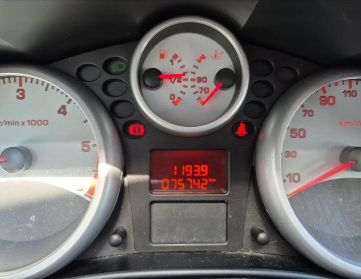 Peugeot 207 16